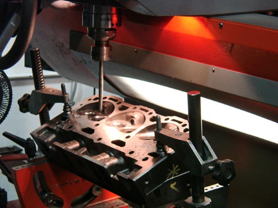5_Canada_Engines_cylinder_head_seats_b